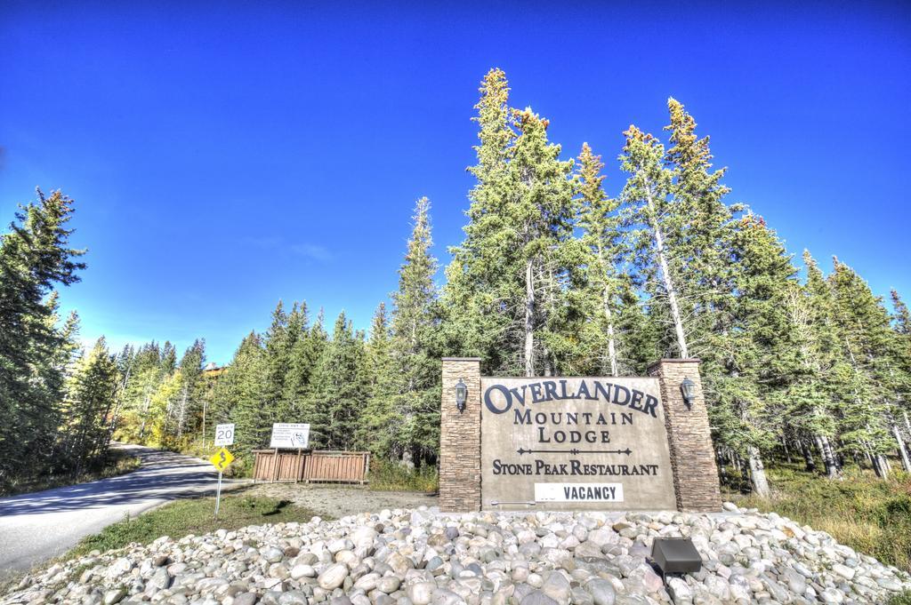 Overlander Mountain Lodge Jasper Bagian luar foto